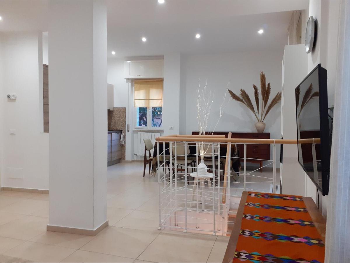 Casa Galante Ostia Centro Apartment Екстериор снимка